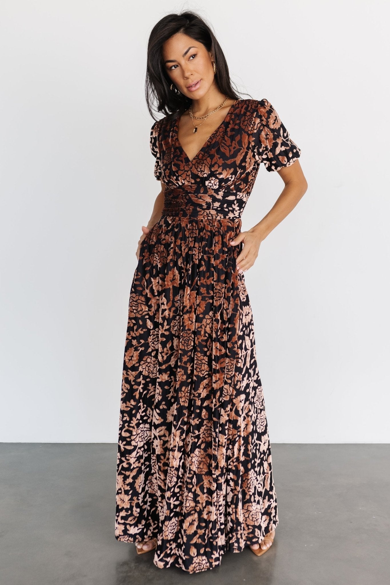 Leslie Velvet Maxi Dress | Black + Bronze