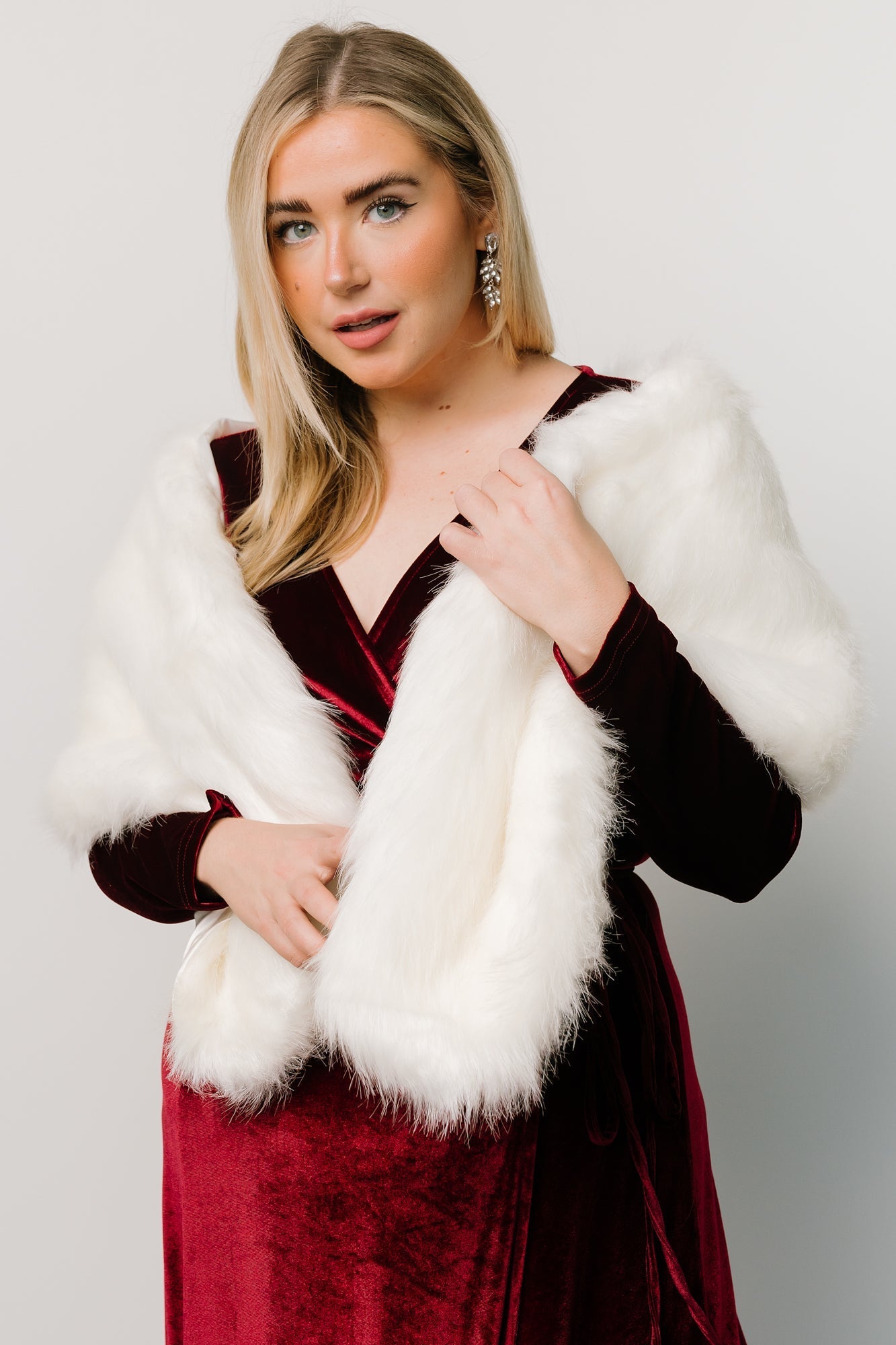 Jovie Faux Fur Shawl | Pearl