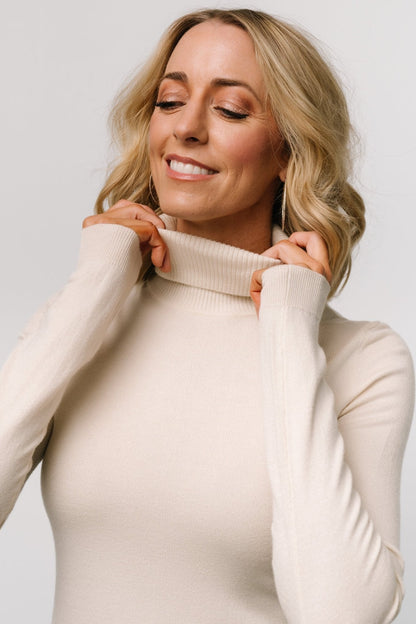 Lorelai Turtleneck Sweater Top | Cream