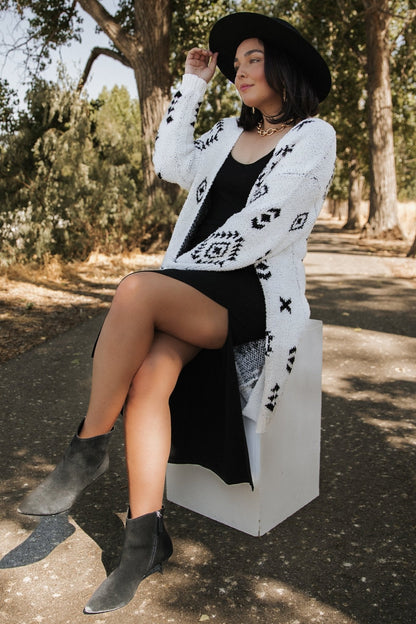 Missoula Oversized Cardigan | Off White + Black