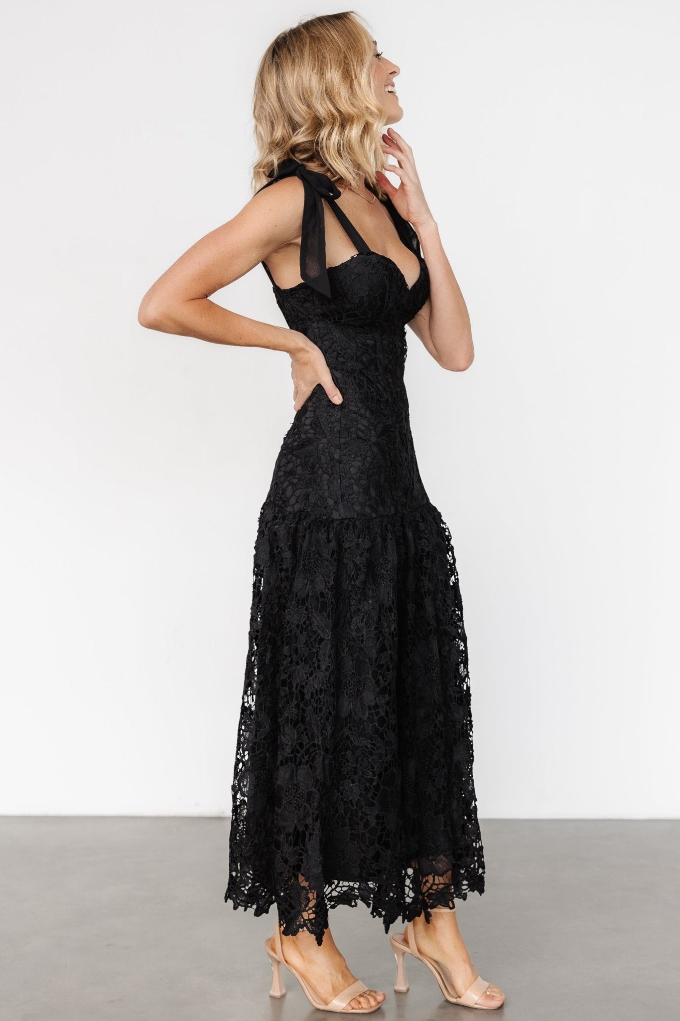 Monte Carlo Lace Midi Dress | Black